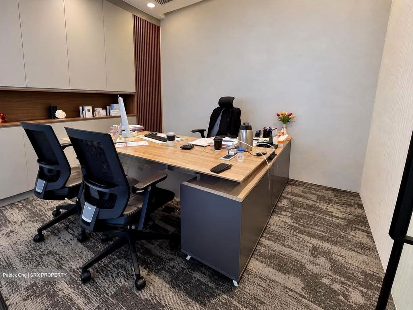 Ngee Ann City (D9), Office #635425611